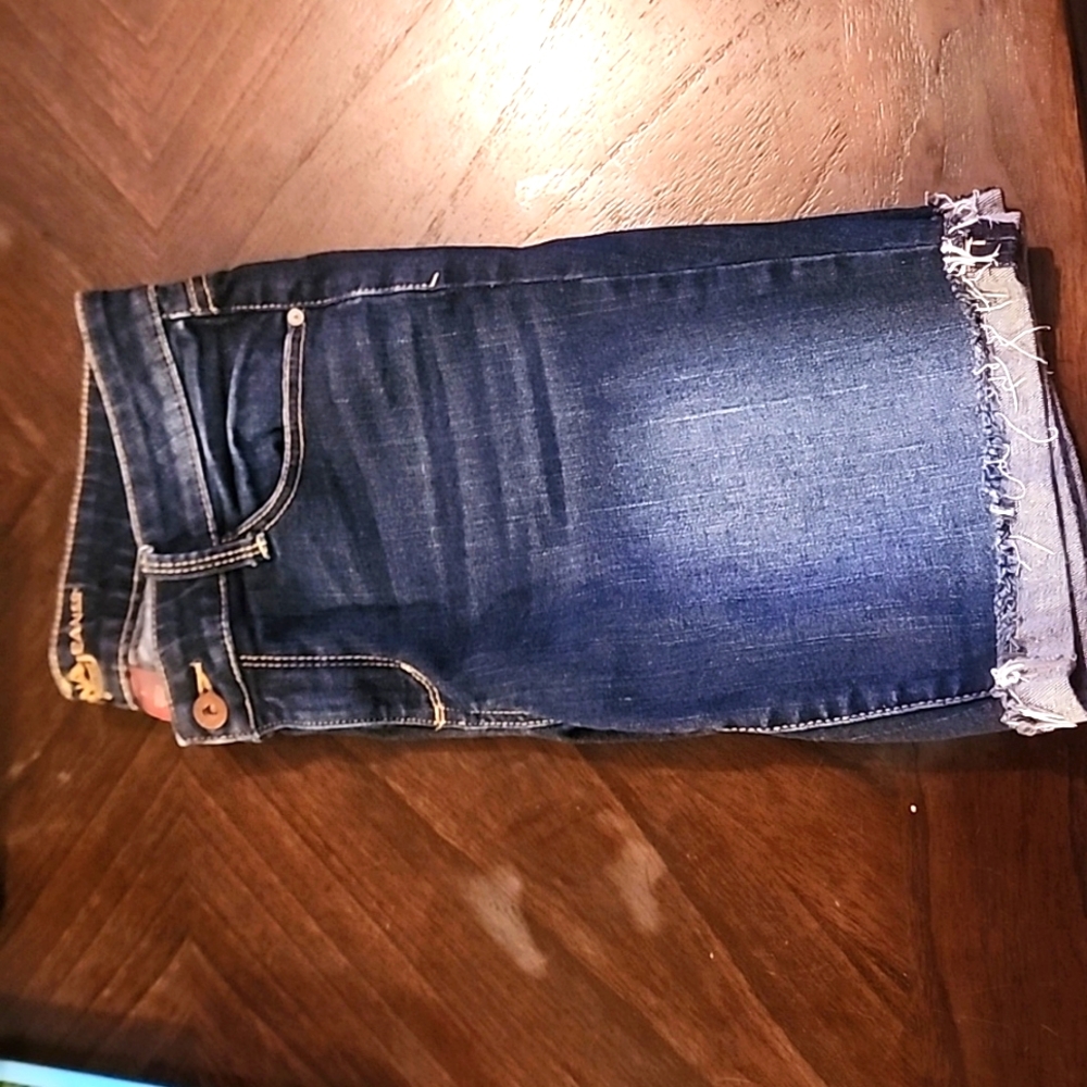 Arizona Mom Shorts